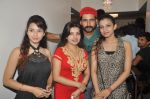 at Manoj Tiwari_s house warming party in Andheri, Mumbai on 23rd July 2012 (73).JPG